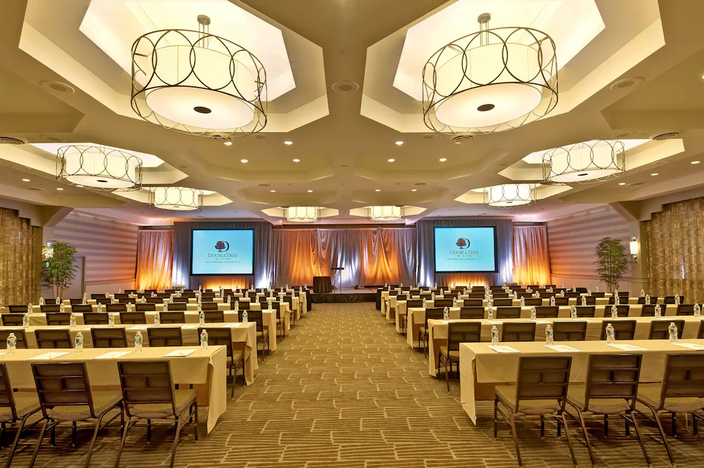 DoubleTree Philadelphia Center City