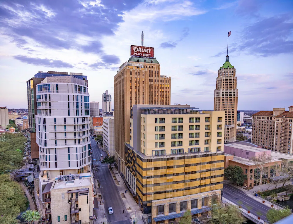 Drury Plaza Hotel Riverwalk