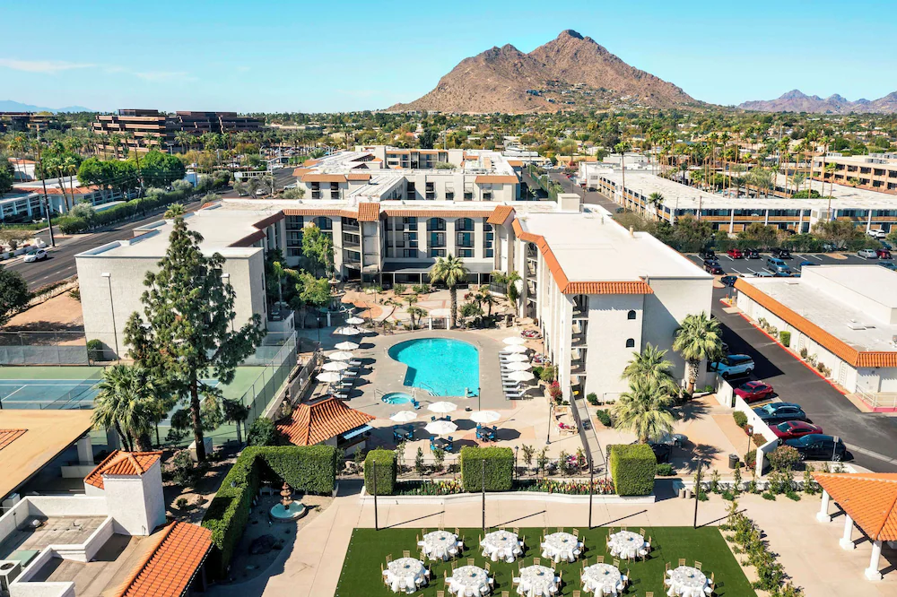 Embassy Suites Scottsdale Resort