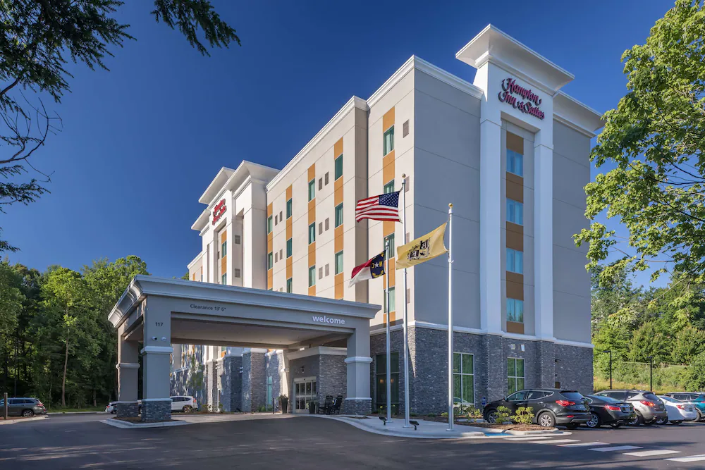 Hampton Inn & Suites Asheville