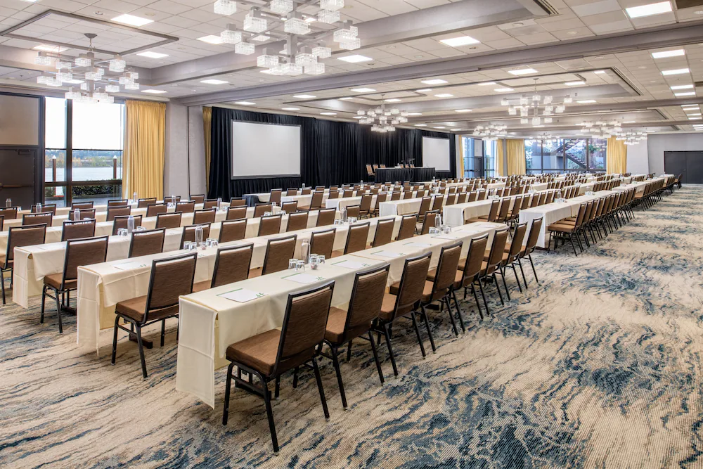 Holiday Inn Portland – Columbia Riverfront